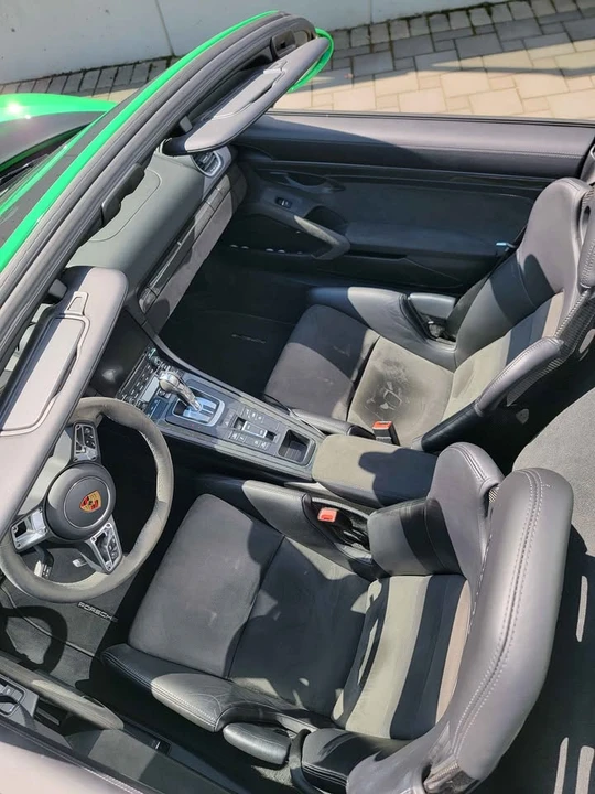 2021 Porsche 718 Boxster Spyder - Image 6 of 10
