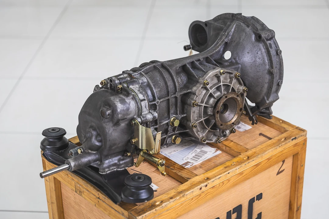 0 Porsche 901 - Image 6 of 15