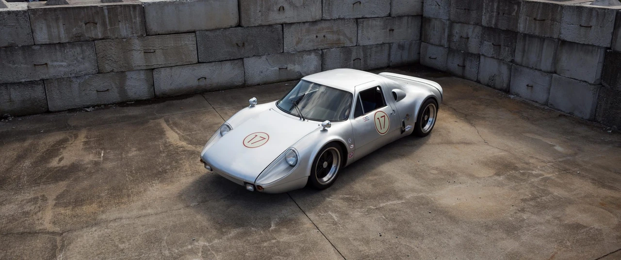 Porsche Sports Prototypes Replica - Image 3 of 31