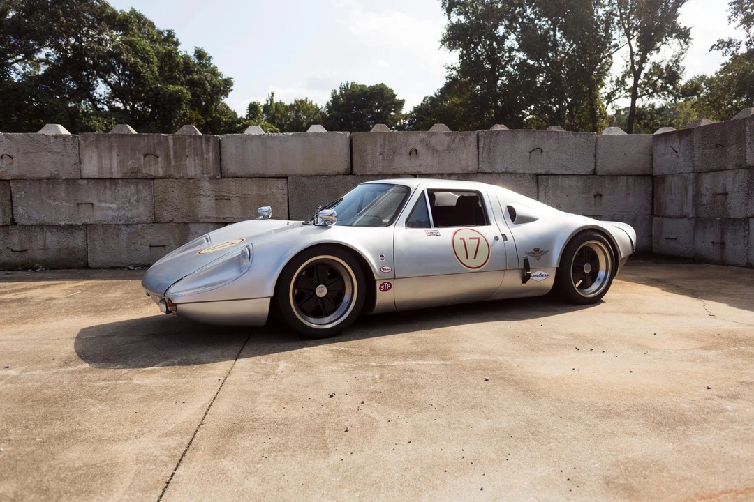 Porsche Sports Prototypes Replica - Image 4 of 31