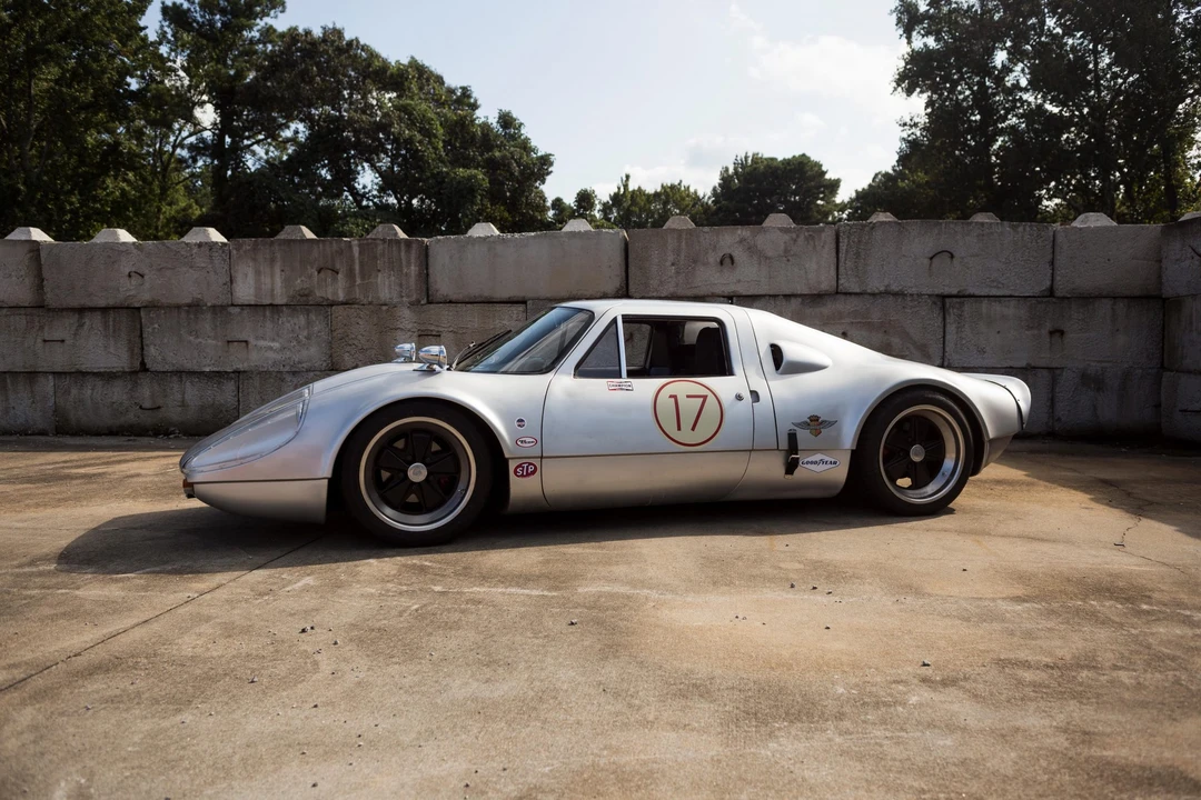 Porsche Sports Prototypes Replica - Image 5 of 31