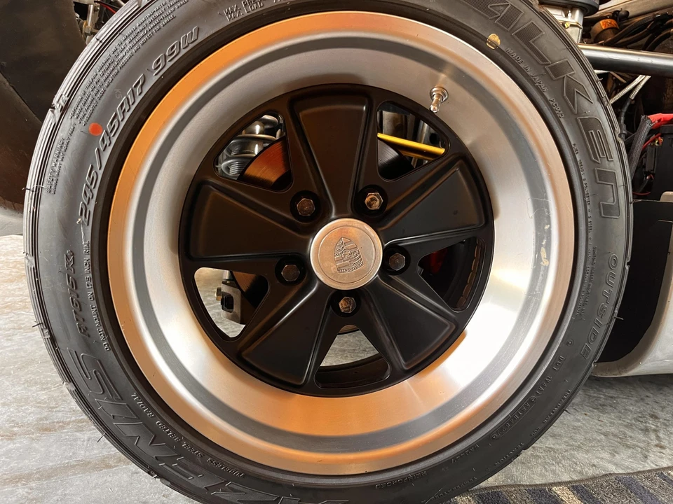 Porsche Sports Prototypes Replica - Image 24 of 31