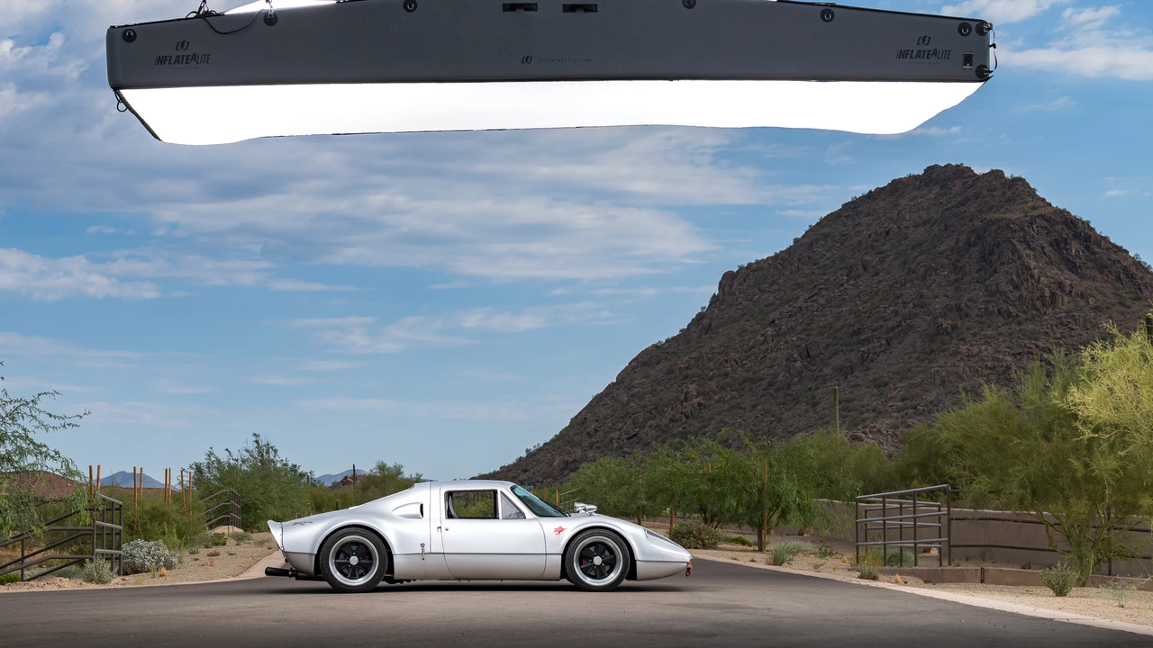 Porsche Sports Prototypes Replica - Image 14 of 31