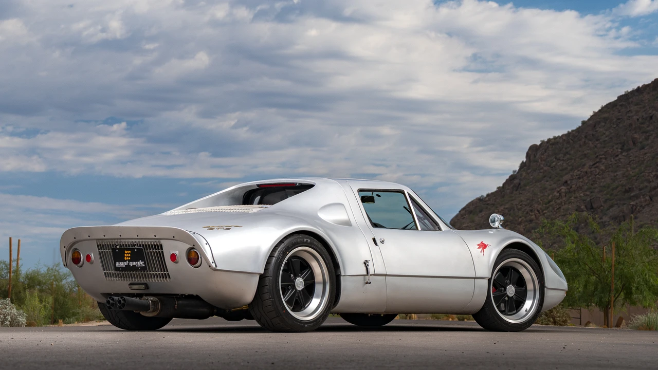 Porsche Sports Prototypes Replica - Image 17 of 31