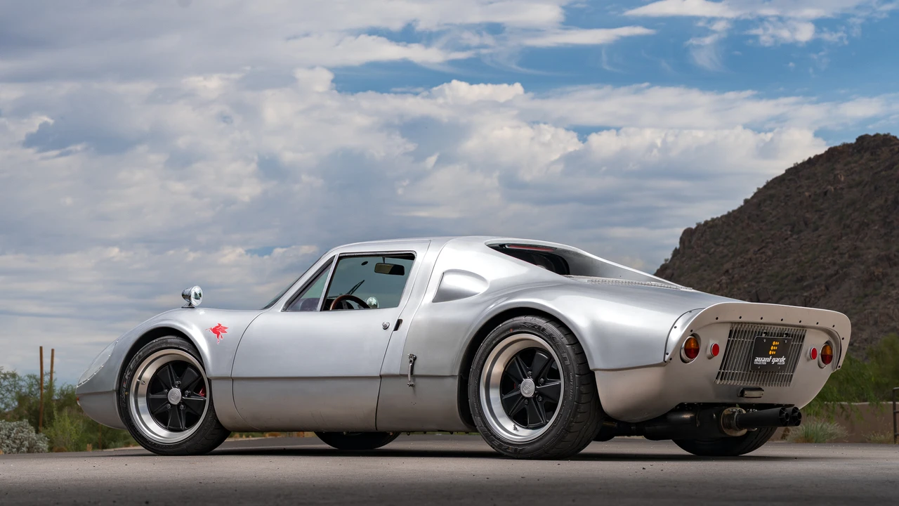 Porsche Sports Prototypes Replica - Image 26 of 31