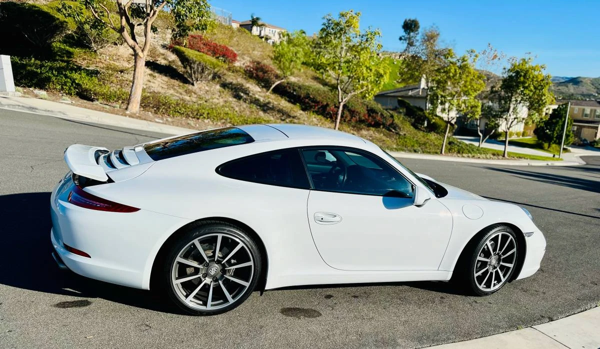 2013 Porsche 991 Carrera - Image 2 of 5