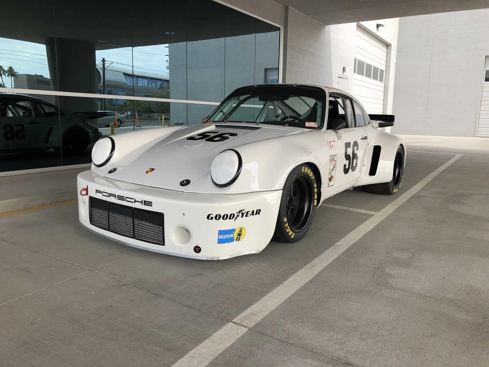 Porsche 911 Carrera SC - Image 2 of 31