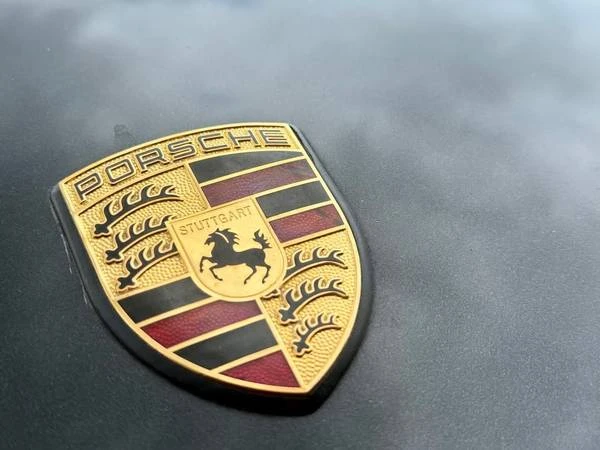2001 Porsche 996 Carrera - Image 17 of 19