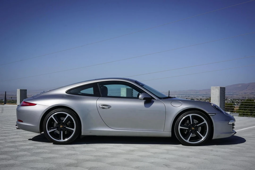 2013 Porsche 991 Carrera - Image 2 of 31