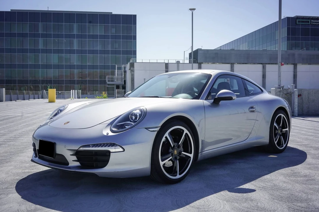 2013 Porsche 991 Carrera - Image 28 of 31