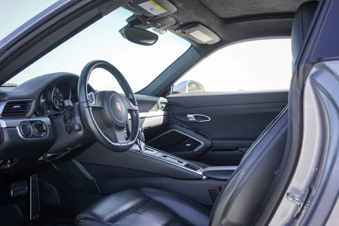 2013 Porsche 991 Carrera - Image 18 of 31
