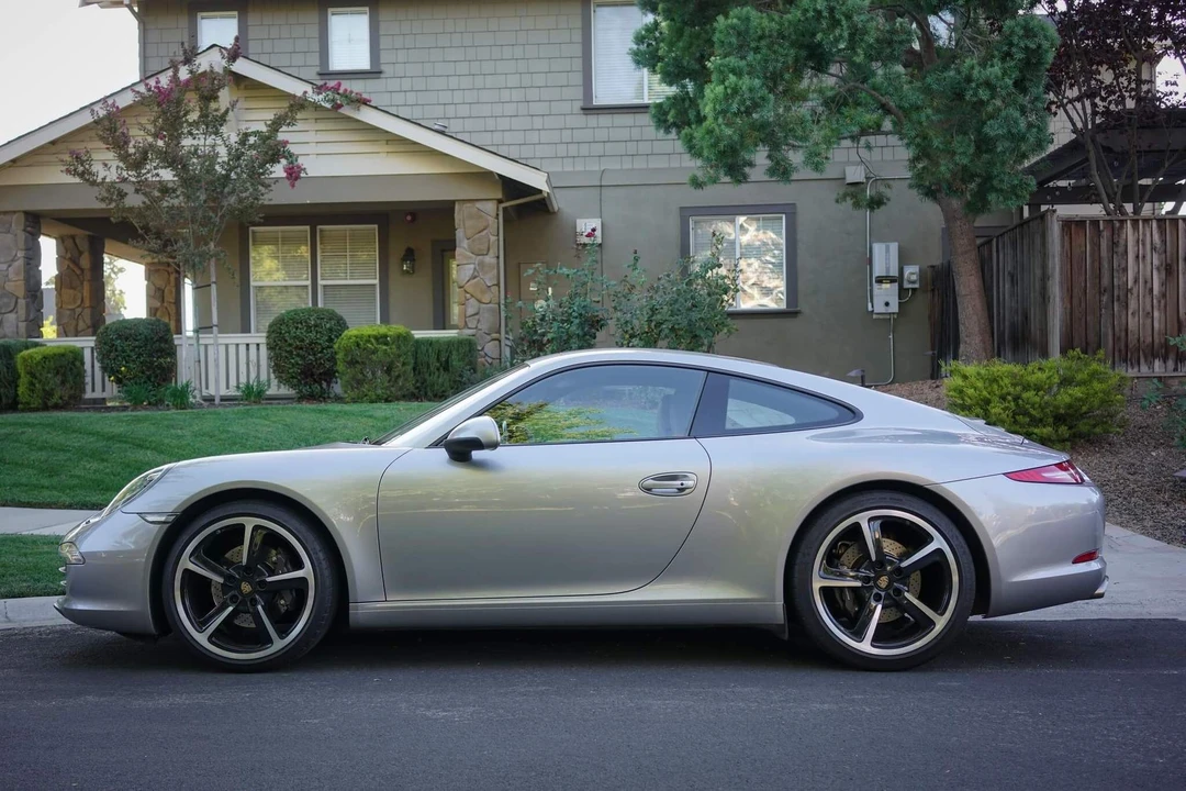 2013 Porsche 991 Carrera - Image 27 of 31