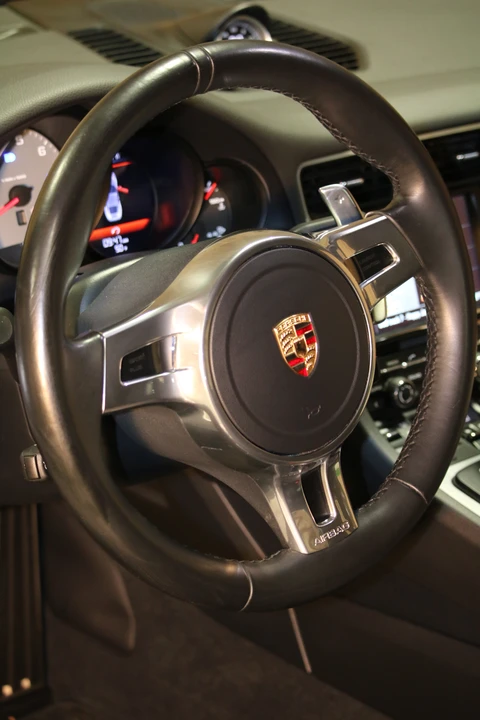 2013 Porsche 991 Carrera 4S - Image 8 of 10