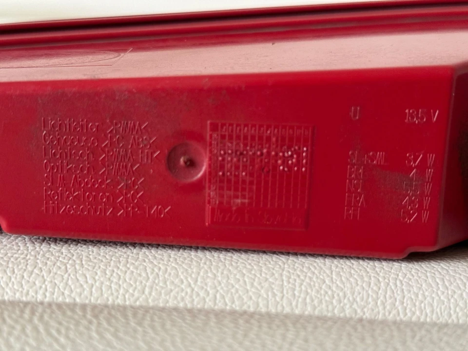 2013 Parts & Memorabilia Bodywork - Image 7 of 15