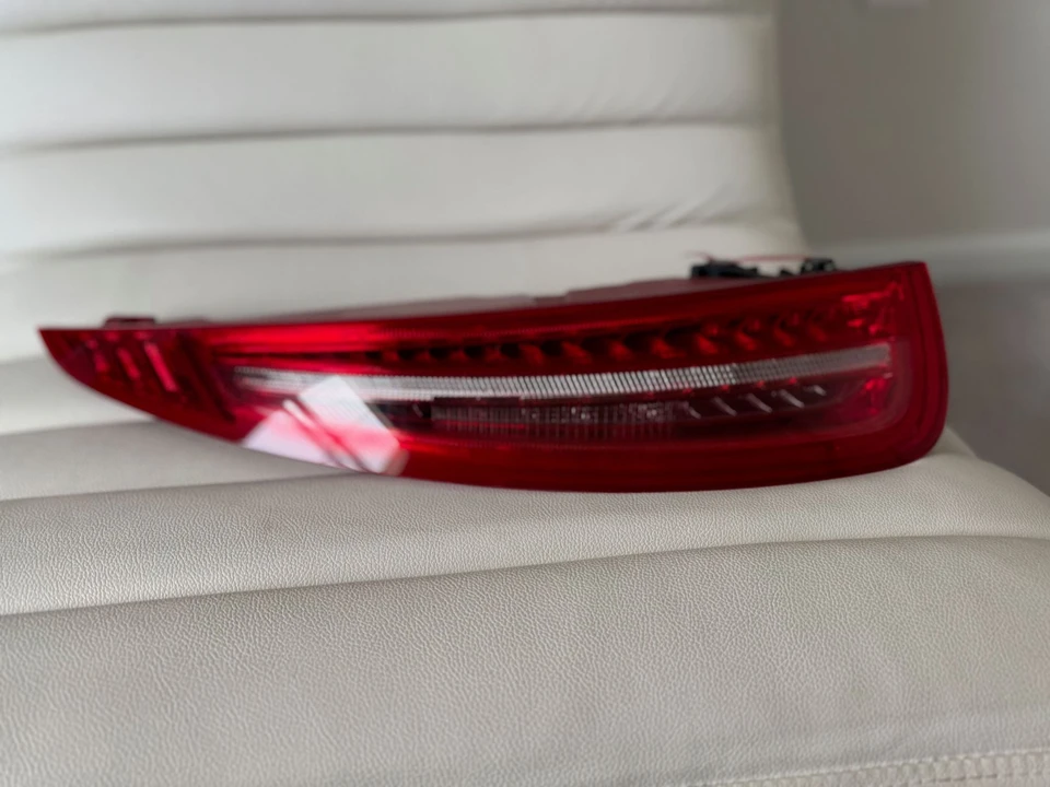 2013 Parts & Memorabilia Bodywork - Image 8 of 15