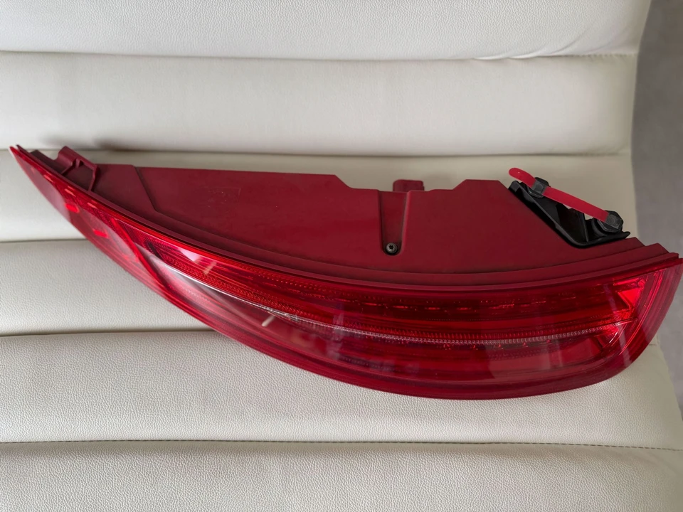 2013 Parts & Memorabilia Bodywork - Image 11 of 15