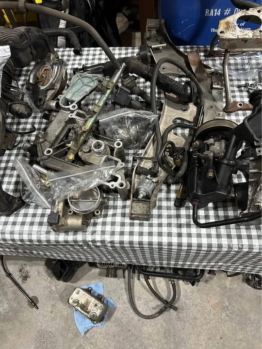 2005 Parts & Memorabilia Engines - Image 5 of 8