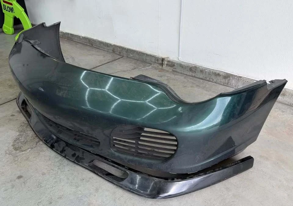 2003 Parts & Memorabilia Bodywork - Image 3 of 12