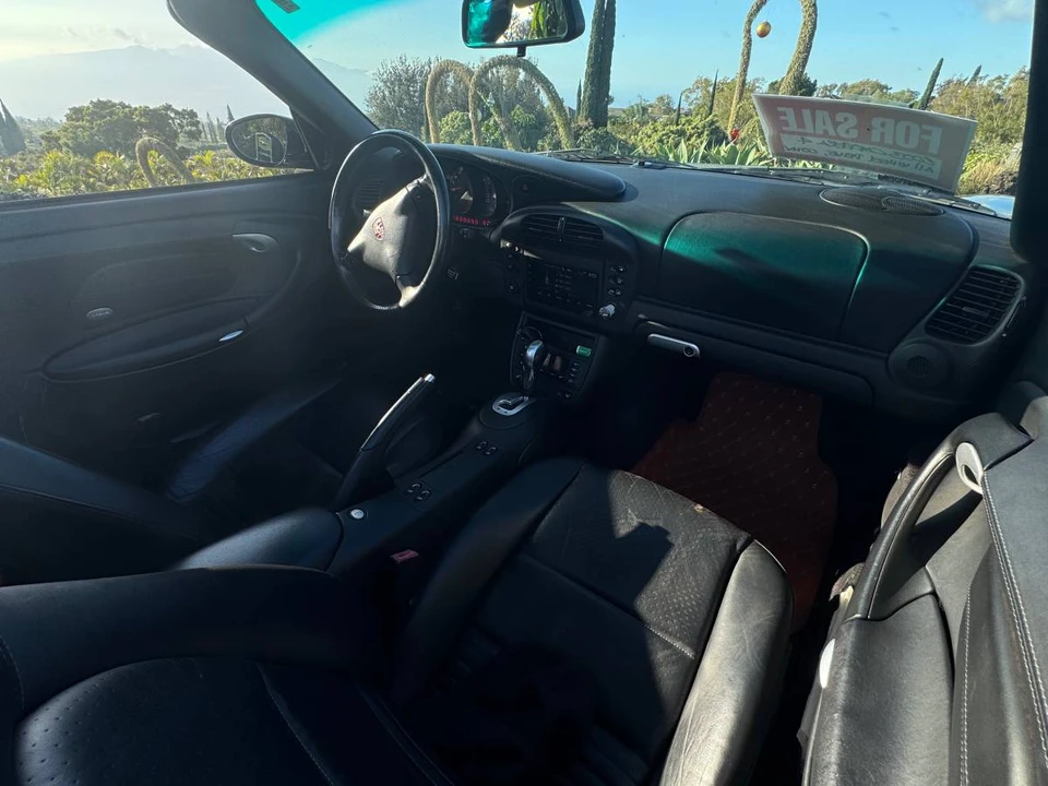 2003 Porsche 996 Carrera 4 - Image 5 of 8