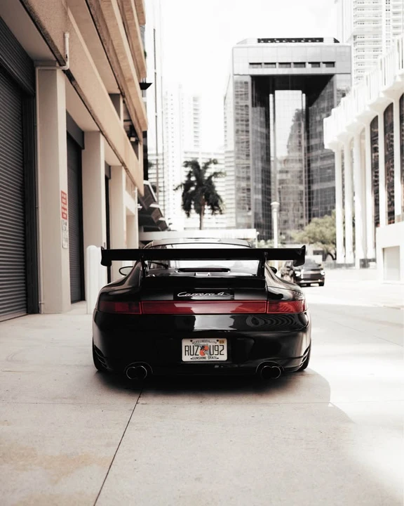 2003 Porsche 911 - Image 10 of 11