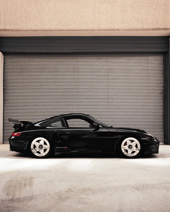 2003 Porsche 911 - Image 3 of 11