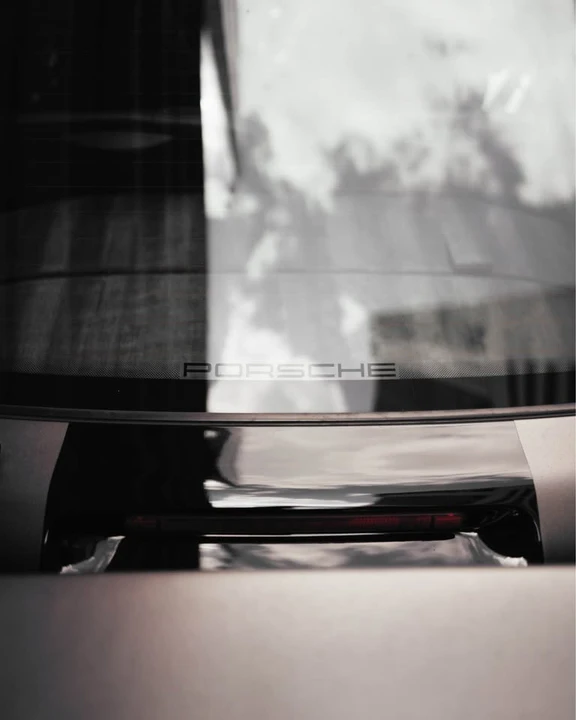 2003 Porsche 911 - Image 6 of 11