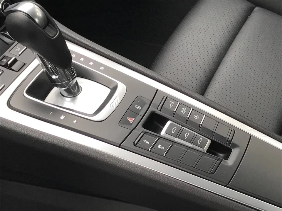 2017 Porsche 991 Carrera - Image 5 of 18
