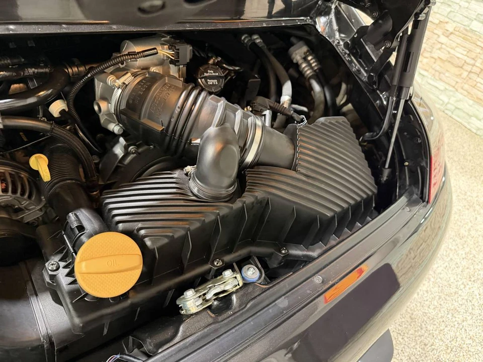 2001 Porsche 996 Carrera - Image 6 of 6
