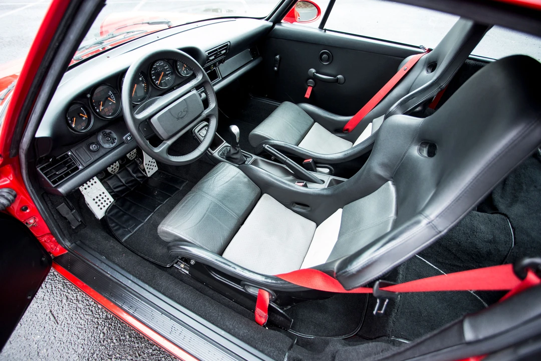 Porsche 964 Carrera RS - Image 14 of 24