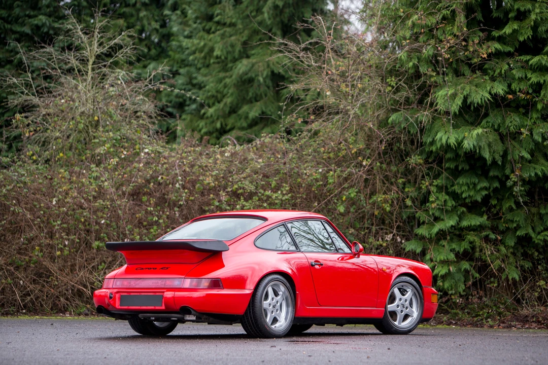 Porsche 964 Carrera RS - Image 13 of 24
