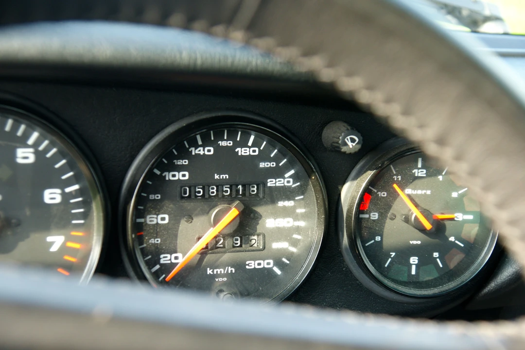 Porsche 964 Carrera RS - Image 6 of 8