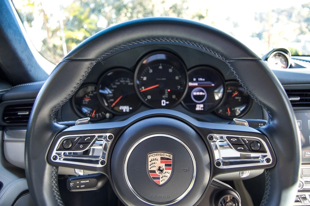2017 Porsche 991 Carrera S - Image 17 of 31