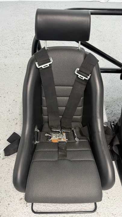 Porsche 911 F-Body SWB - Image 27 of 31