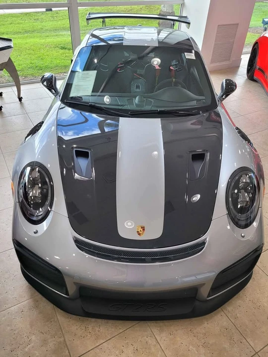Porsche 991 GT2 RS - Image 10 of 10