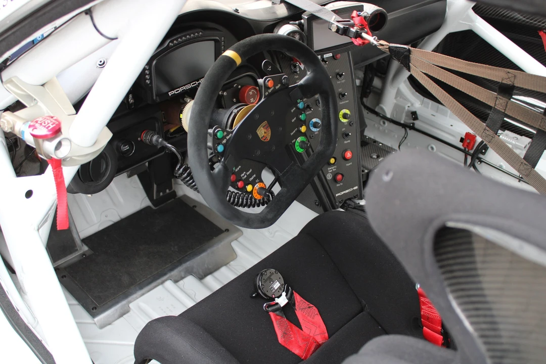 2016 Porsche 991 GT3 RS - Image 9 of 13