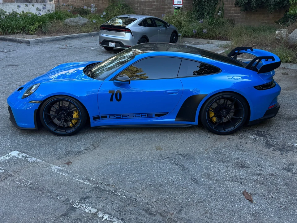 2022 Porsche 992 GT3 - Image 8 of 19