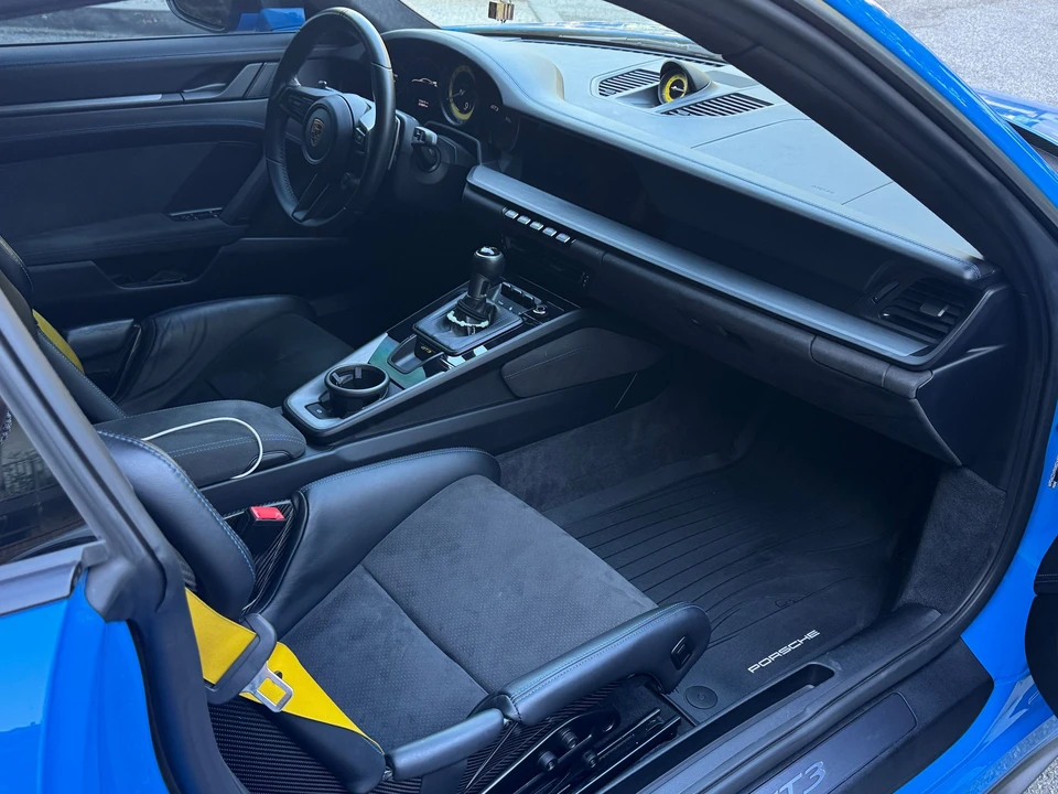2022 Porsche 992 GT3 - Image 12 of 19