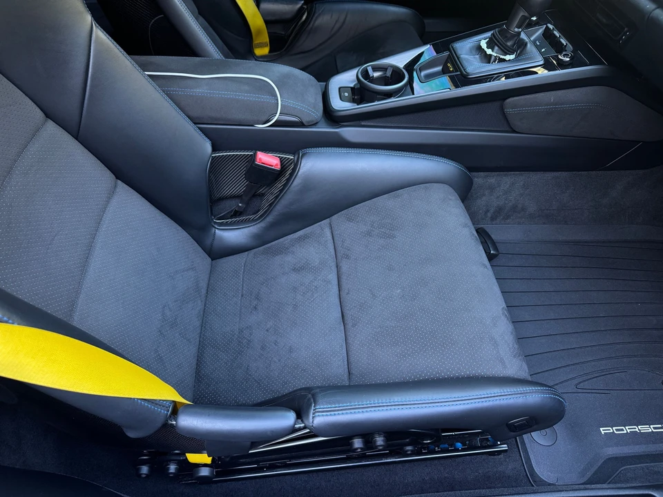2022 Porsche 992 GT3 - Image 14 of 19