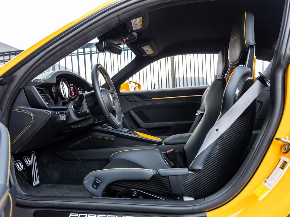 2022 Porsche 992 GT3 - Image 6 of 9