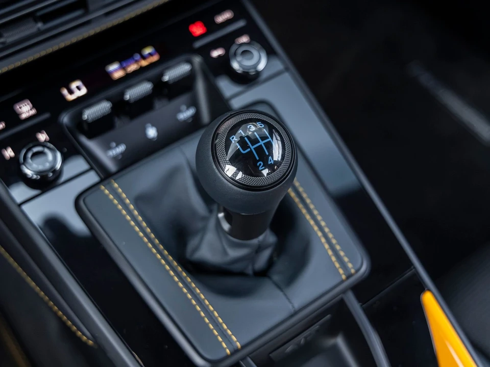 2022 Porsche 992 GT3 - Image 9 of 9