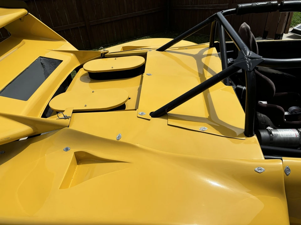 Porsche 911 T F-Body LWB - Image 22 of 31