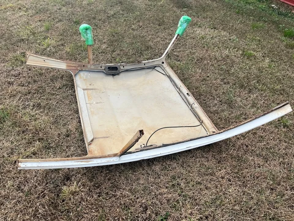 Parts & Memorabilia Bodywork - Image 4 of 4