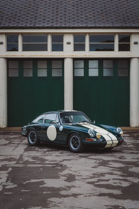 Porsche 911 F-Body SWB - Image 21 of 31