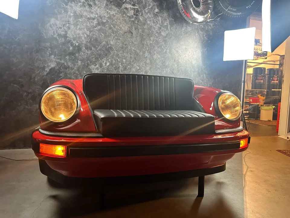 Porsche 911 - Image 9 of 31