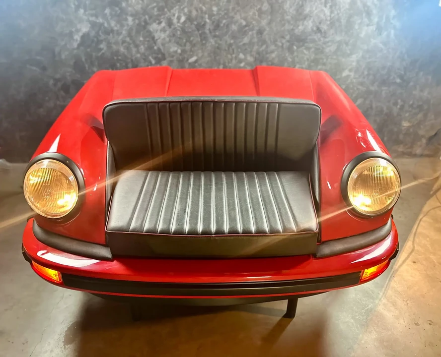 Porsche 911 - Image 12 of 31