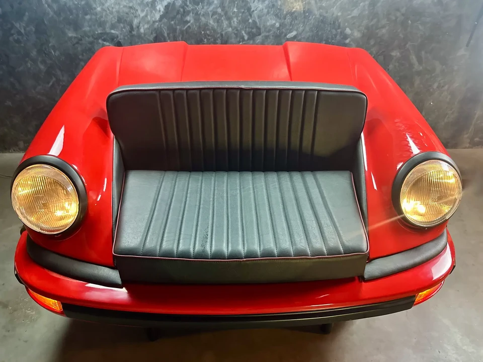 Porsche 911 - Image 2 of 31