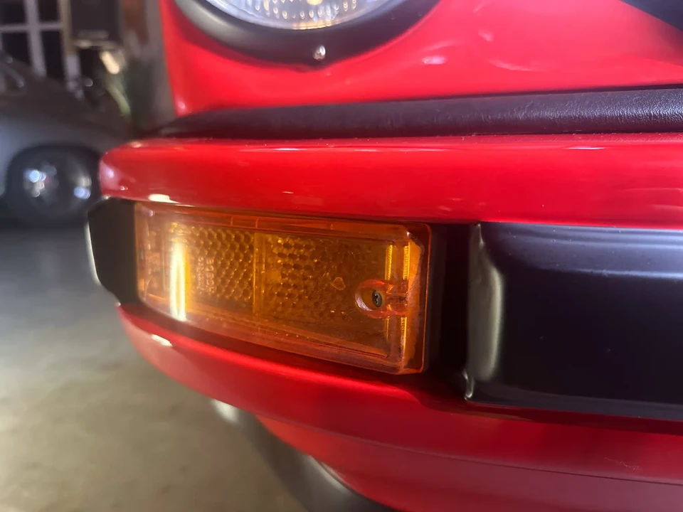 Porsche 911 - Image 23 of 31