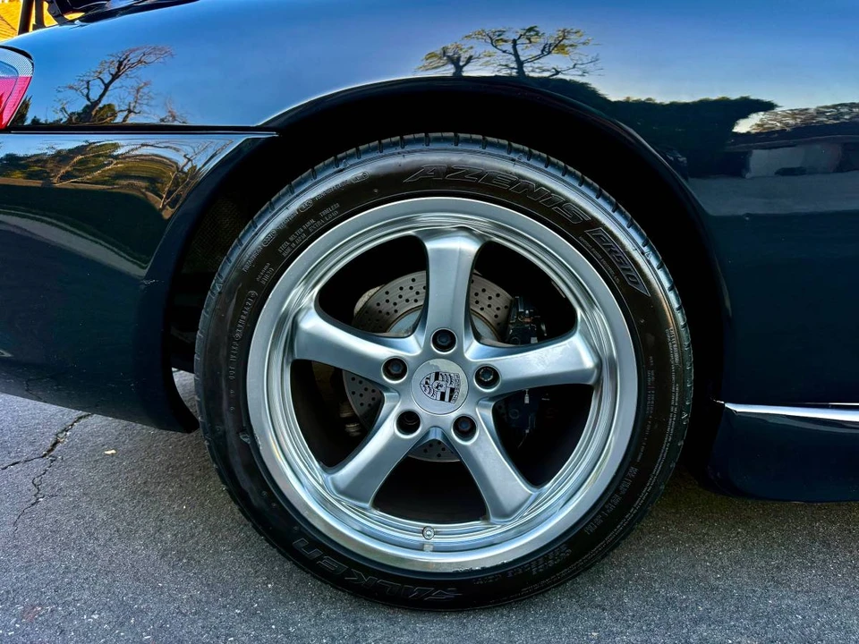 2002 Porsche 996 Carrera - Image 17 of 23