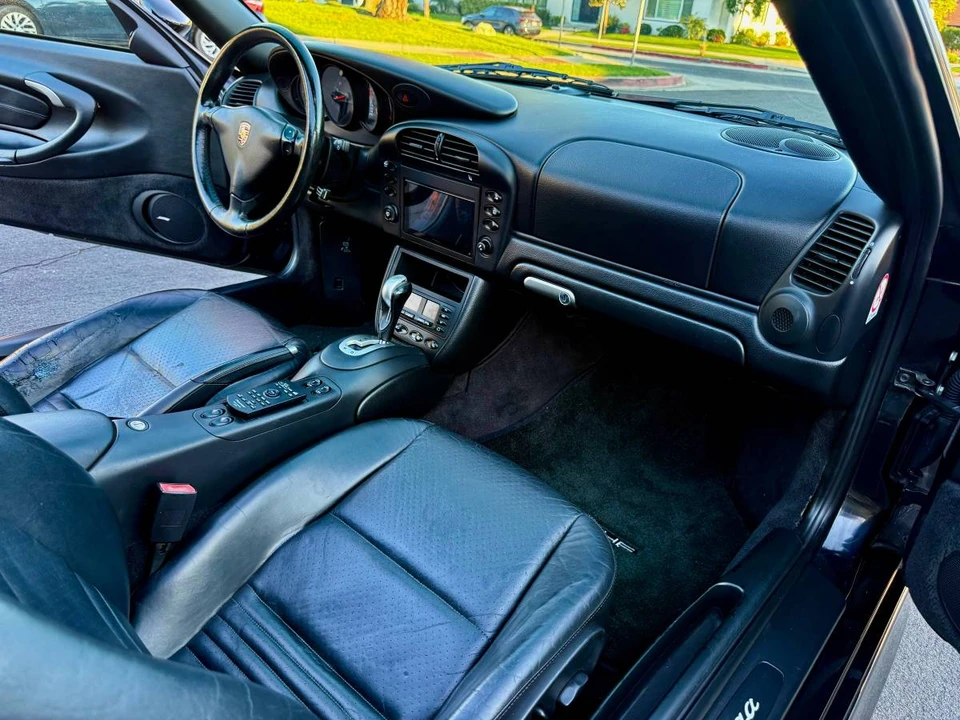 2002 Porsche 996 Carrera - Image 14 of 23