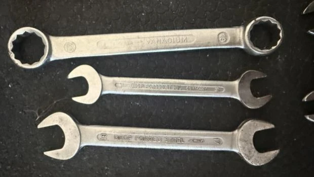 Parts & Memorabilia Tools - Image 3 of 5